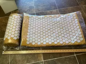 860594000240 ACUTENS Kenko Acupressure Pain Relief Mat Neck #3