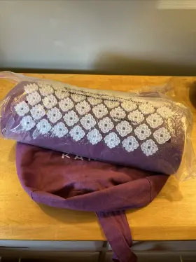 Kansapf KANJO Acupressure Pain Reducing Memory Foam Neck Roll