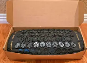 394489007029 SHAKTIMAT Classic Acupressure Pillow Light