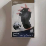 Vitalbliss Cooling Recovery Glove Cold Therapy Size Unisex. Fixed Price $24.99.